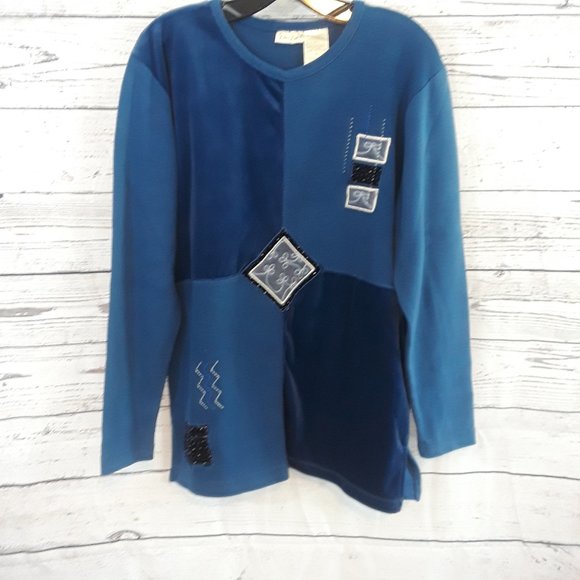 Bobbie Brooks Embroidered Knit & Velvet Tunic Top - Picture 1 of 6